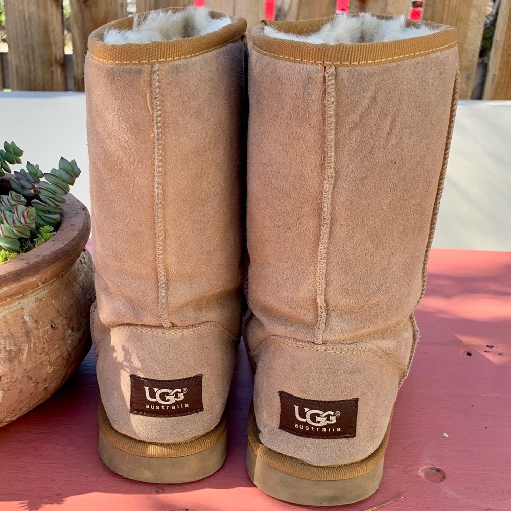 Uggs Classic Tall sz 8 chestnut suede shearling - Picture 10 of 12